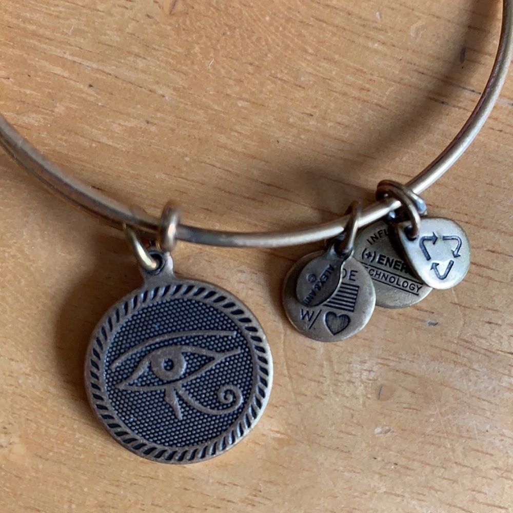 𝅺ALEX and ani eye of horus bracelet - Picture 3 of 5